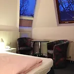 Azur Отель 2*