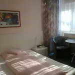Отель Azur Берлин
