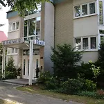 Azur Отель